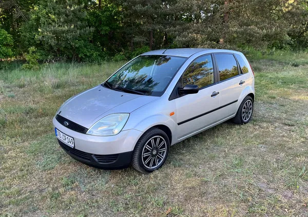 Ford Fiesta cena 5400 przebieg: 220000, rok produkcji 2004 z Dębno małe 46